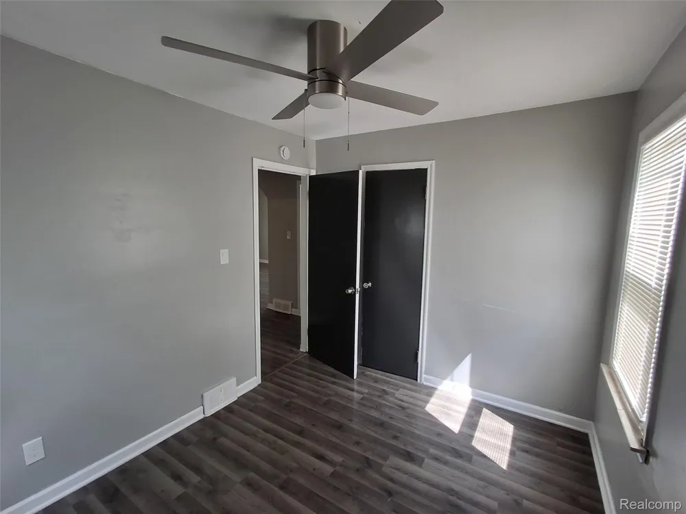 15829 Beaverland Street Detroit City, MI 48223