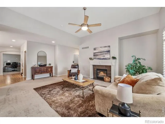 836 Windflower Drive Longmont, CO 80504