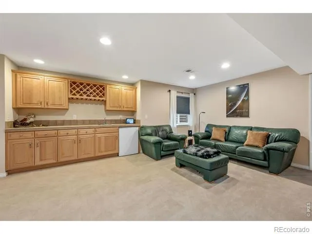 836 Windflower Drive Longmont, CO 80504
