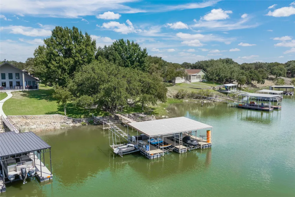 7323 Feather Bay Boulevard Brownwood, TX 76801