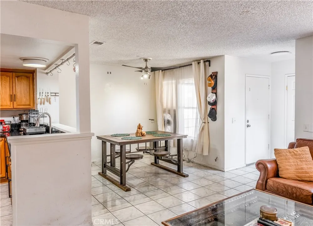 300 E Chestnut #300Q Santa Ana, CA 92701