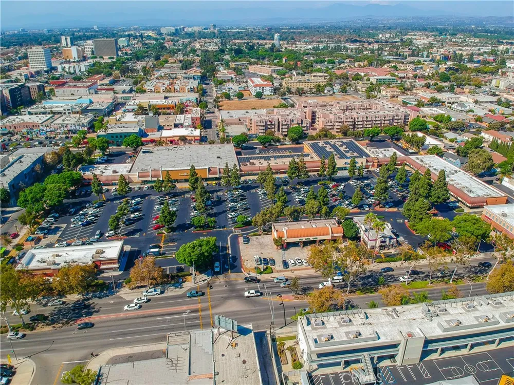 300 E Chestnut #300Q Santa Ana, CA 92701