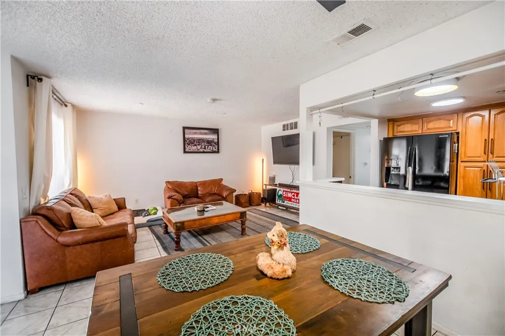 300 E Chestnut #300Q Santa Ana, CA 92701