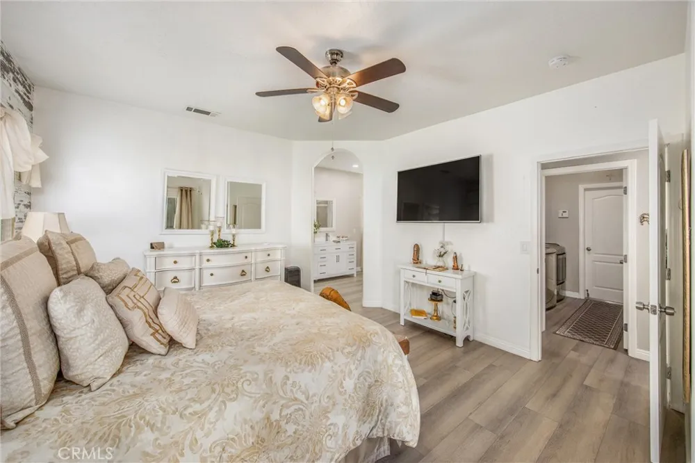 17659 Bangor Hesperia, CA 92345