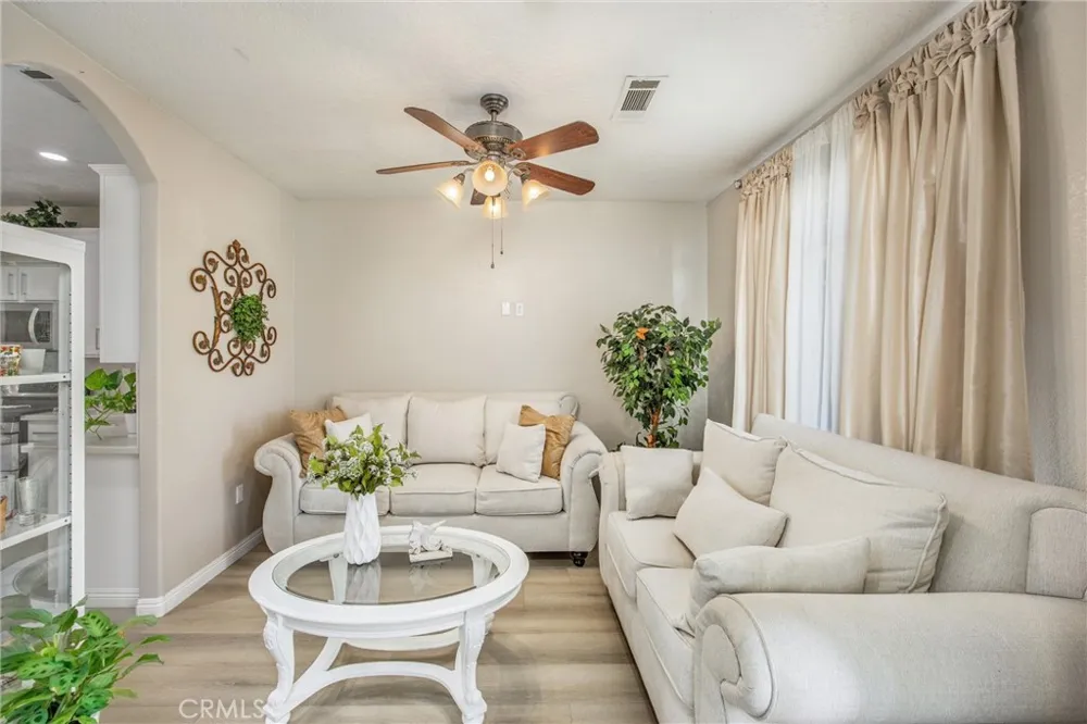 17659 Bangor Hesperia, CA 92345