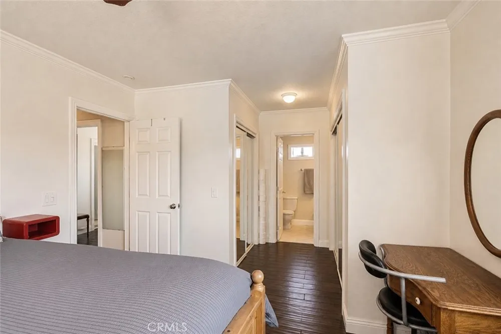 711 Huntington Huntington Beach, CA 92648