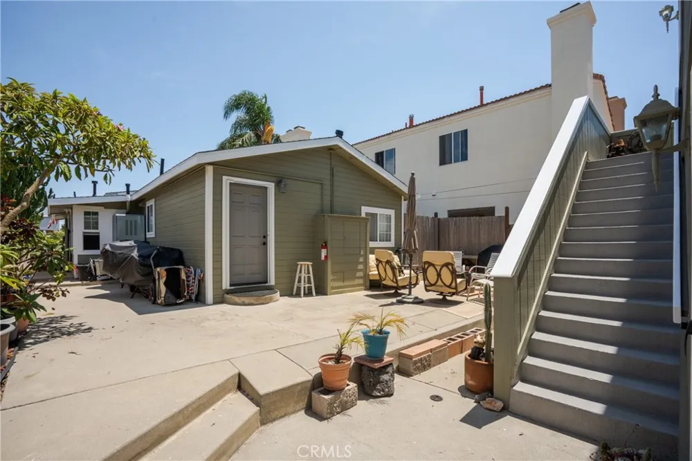 711 Huntington Huntington Beach, CA 92648