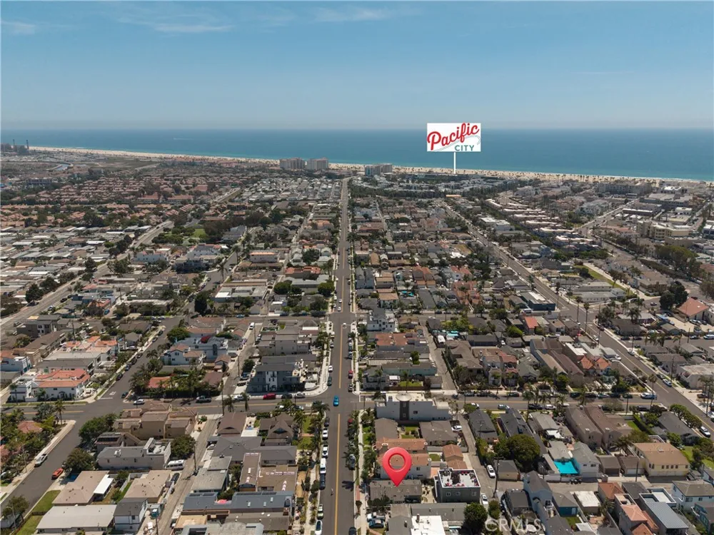 711 Huntington Huntington Beach, CA 92648