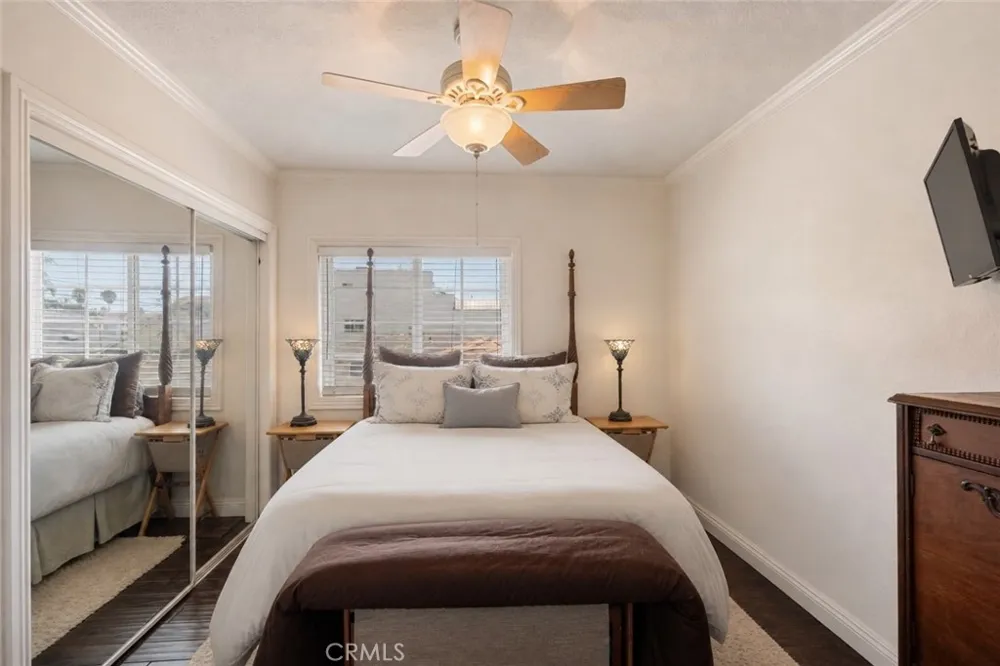 711 Huntington Huntington Beach, CA 92648