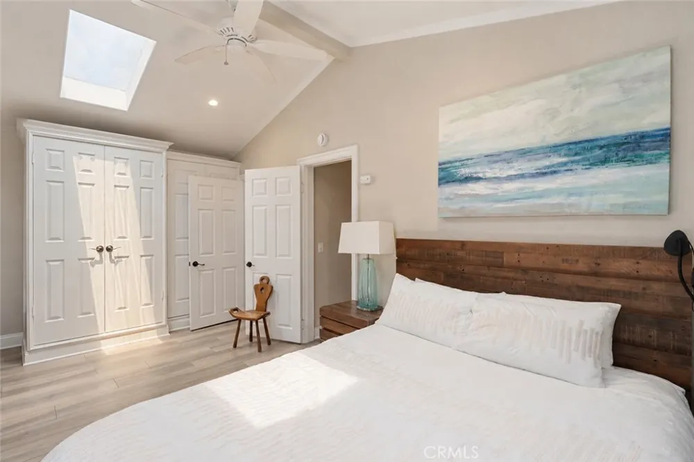 711 Huntington Huntington Beach, CA 92648