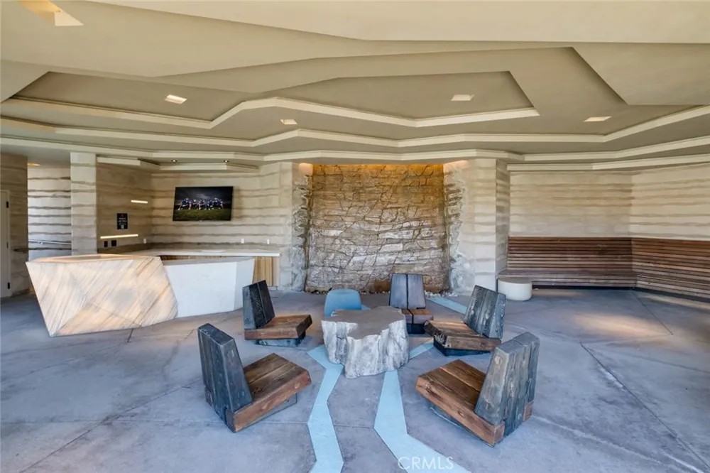 1085 Cadence Irvine, CA 92618