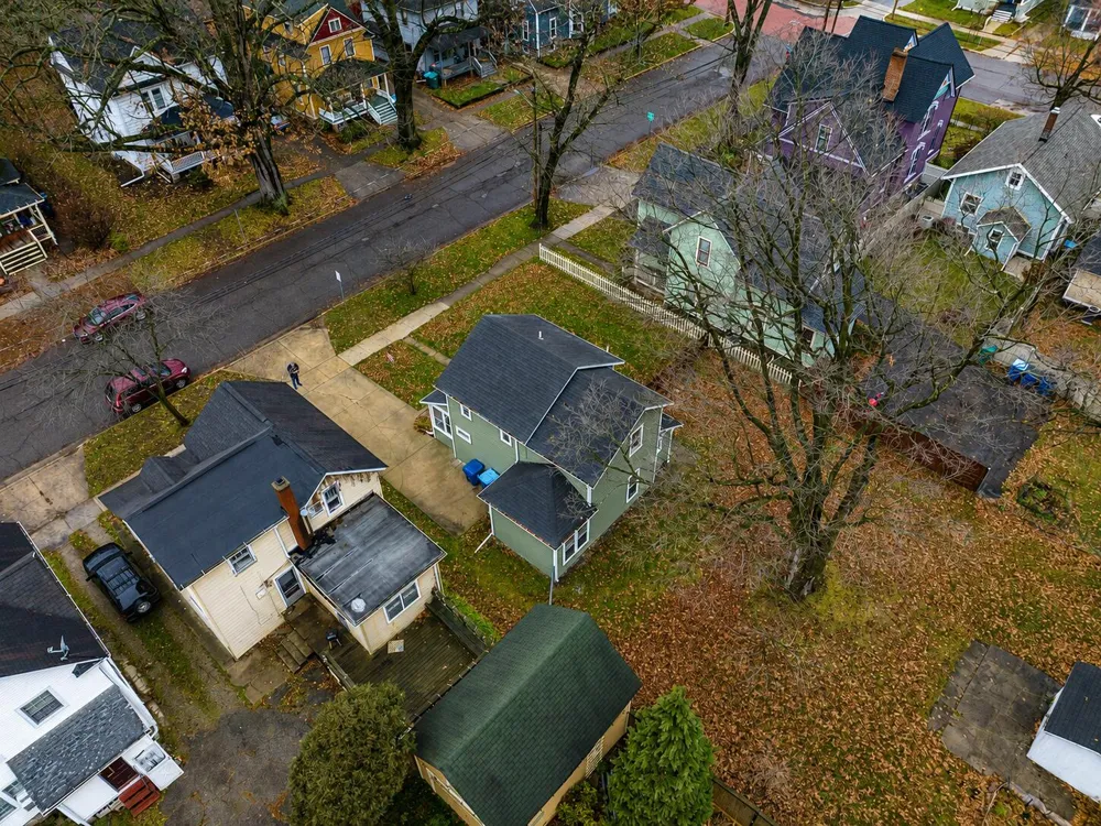 1115 Merrill Street Kalamazoo, MI 49008