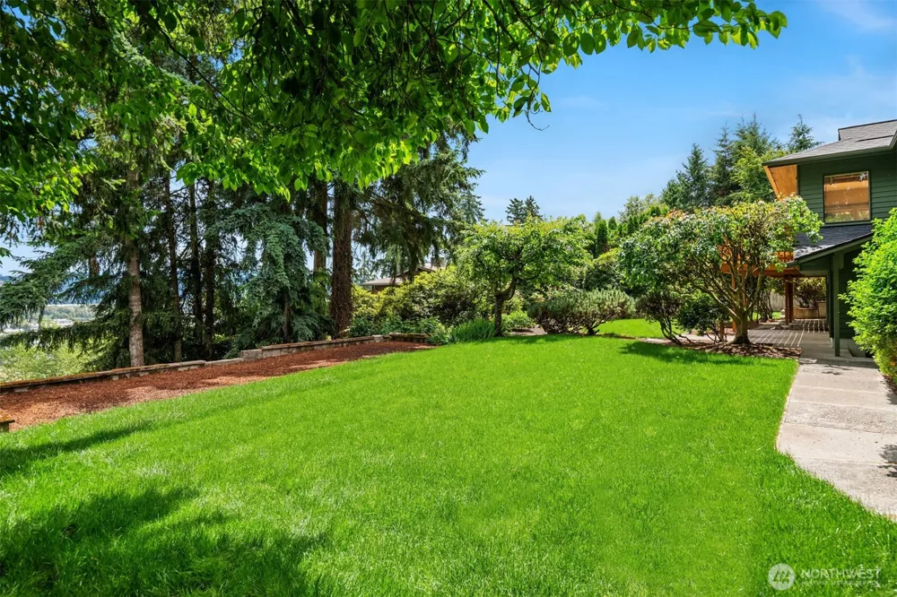38104 55th Avenue S Auburn, WA 98001