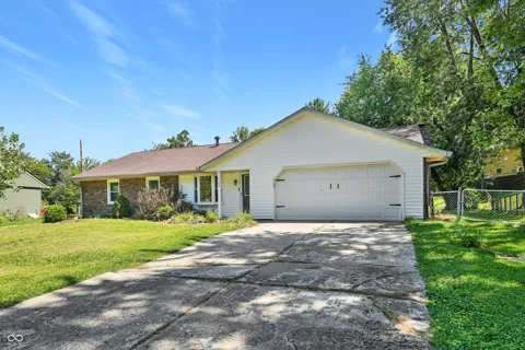1105 Brookside Lane