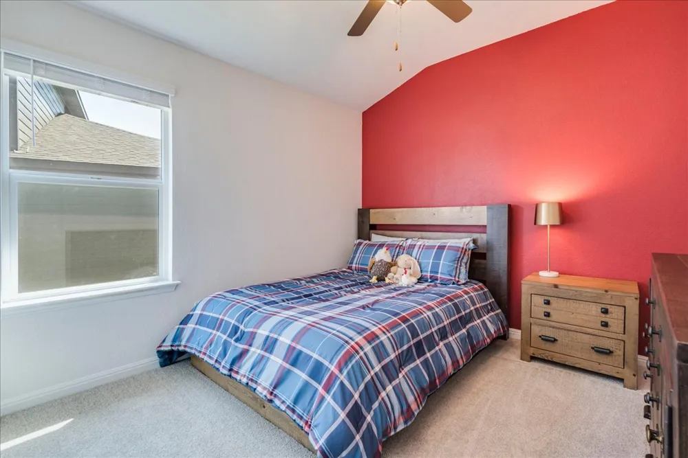 457 El Capitan Loop Dripping Springs, TX 78620
