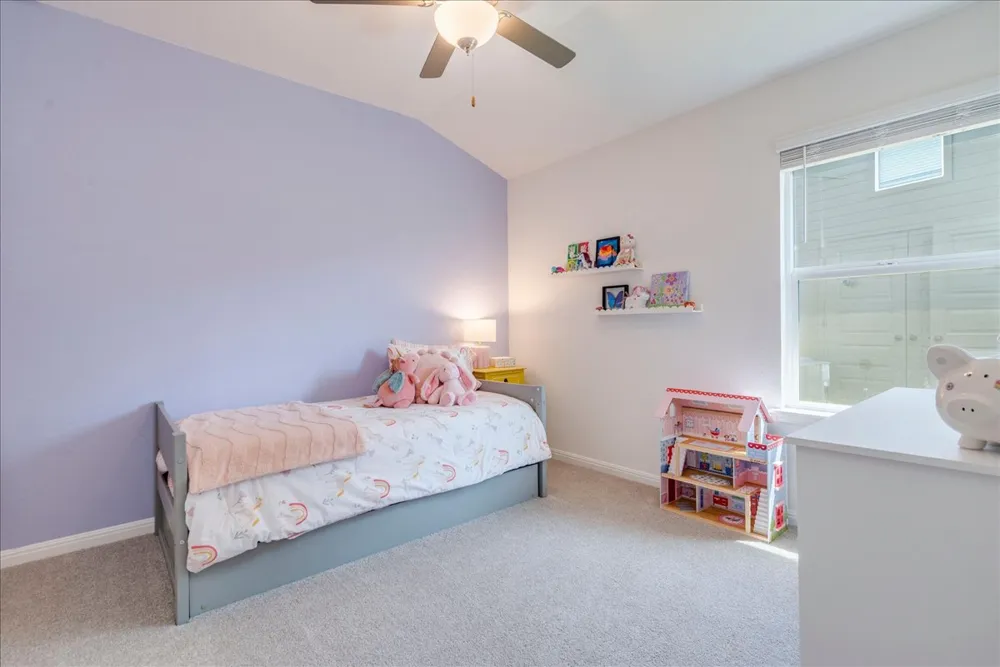 457 El Capitan Loop Dripping Springs, TX 78620