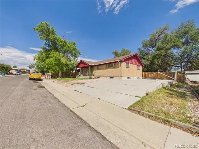7234 Navajo Street Denver, CO 80221