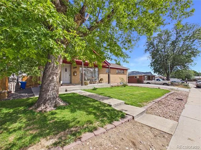7234 Navajo Street Denver, CO 80221