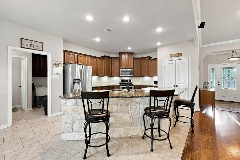 10381 Fm 512 Wolfe City, TX 75496