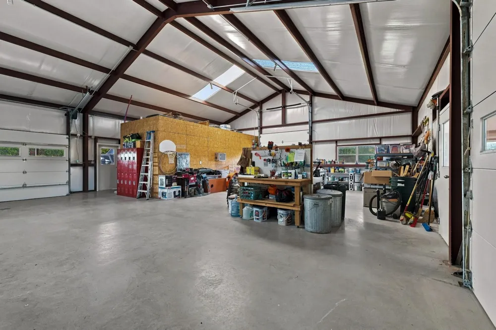 10381 Fm 512 Wolfe City, TX 75496