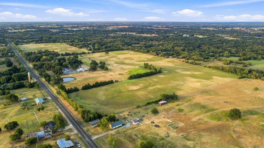 10381 Fm 512 Wolfe City, TX 75496