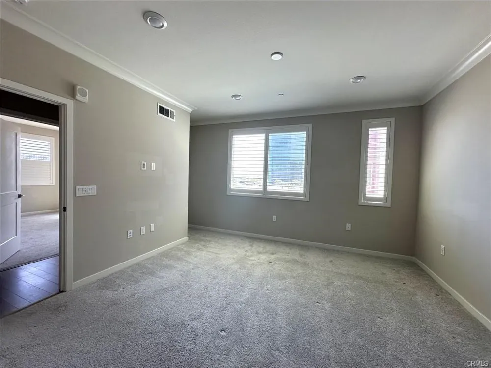 145 Bowery Irvine, CA 92612