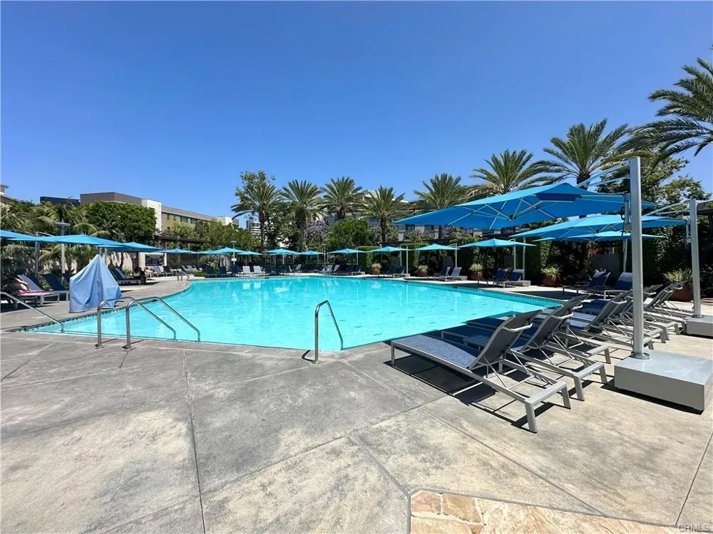 145 Bowery Irvine, CA 92612