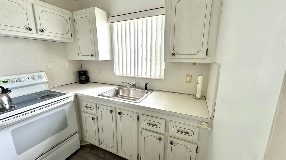 236 PRESCOTT L Deerfield Beach, FL 33442