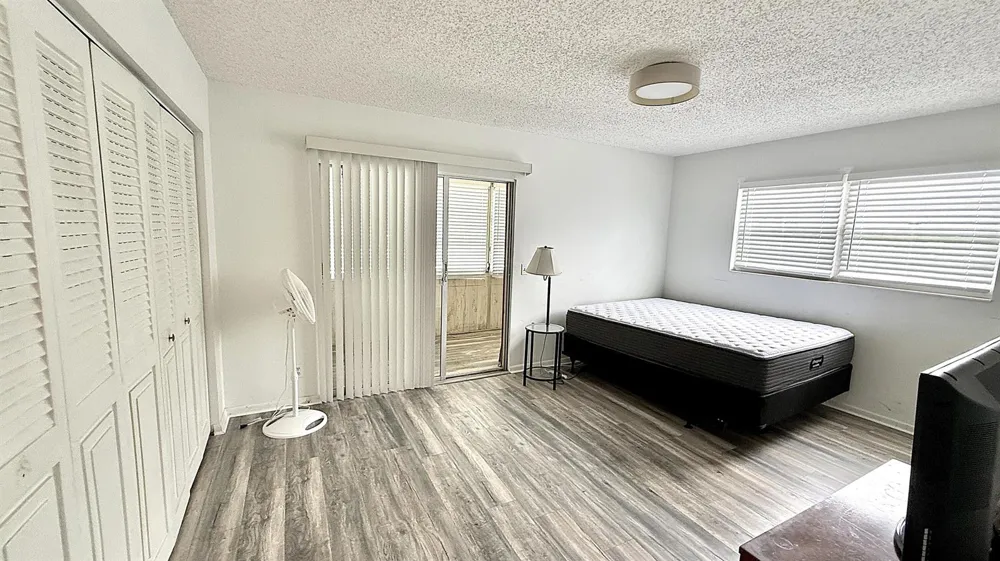 236 PRESCOTT L Deerfield Beach, FL 33442