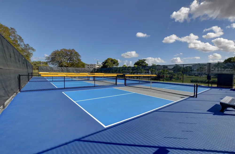 236 PRESCOTT L Deerfield Beach, FL 33442