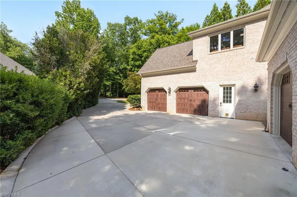 20 Sunfish Point Greensboro, NC 27455
