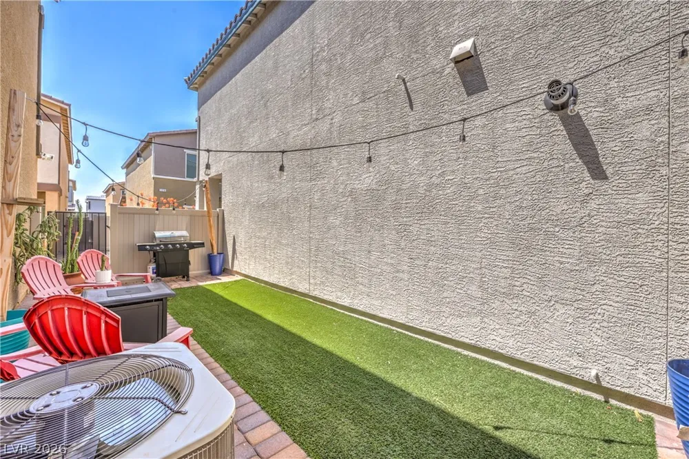 7313 Sunray Point Street North Las Vegas, NV 89084