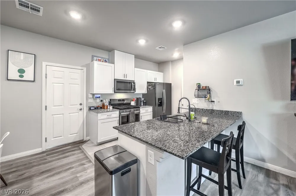 7313 Sunray Point Street North Las Vegas, NV 89084