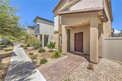 7313 Sunray Point Street