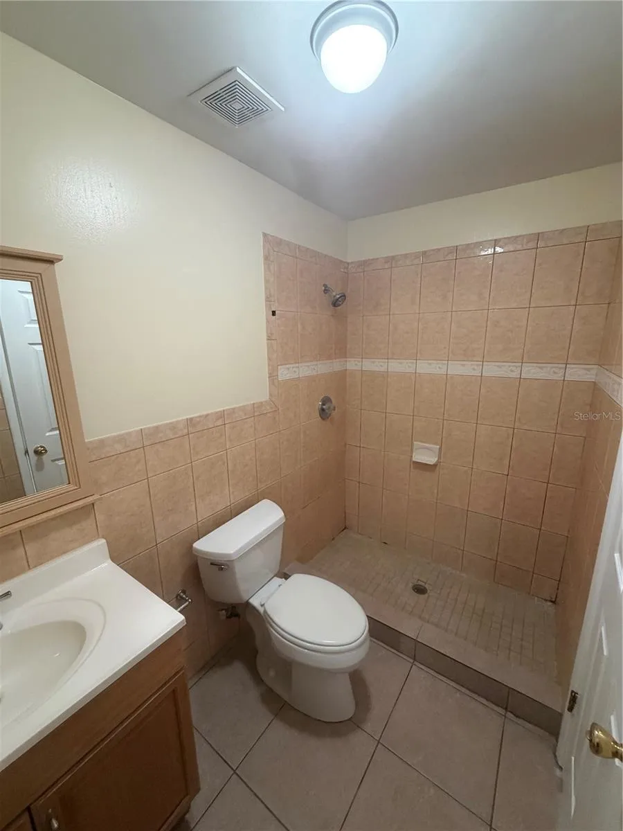 2121 S SAN GULLY ROAD #19 Lakeland, FL 33803