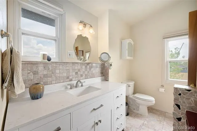 9565 W 52nd Avenue Arvada, CO 80002
