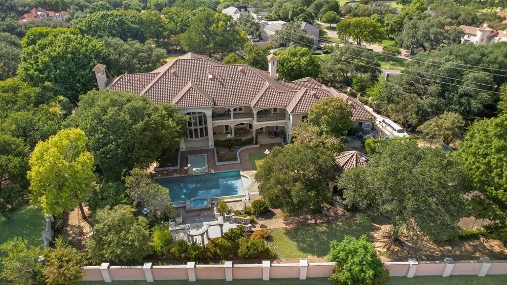16525 Preston Trail Drive Dallas, TX 75248