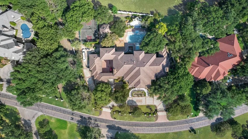16525 Preston Trail Drive Dallas, TX 75248