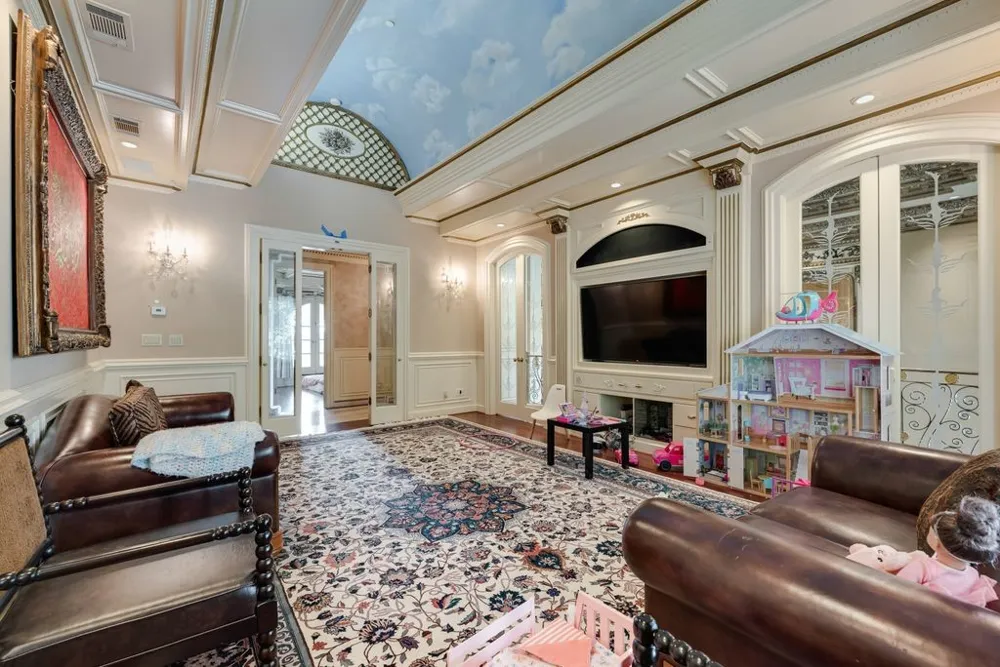 16525 Preston Trail Drive Dallas, TX 75248