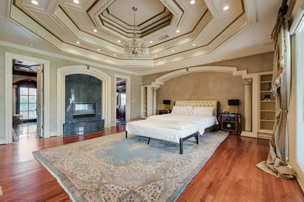 16525 Preston Trail Drive Dallas, TX 75248