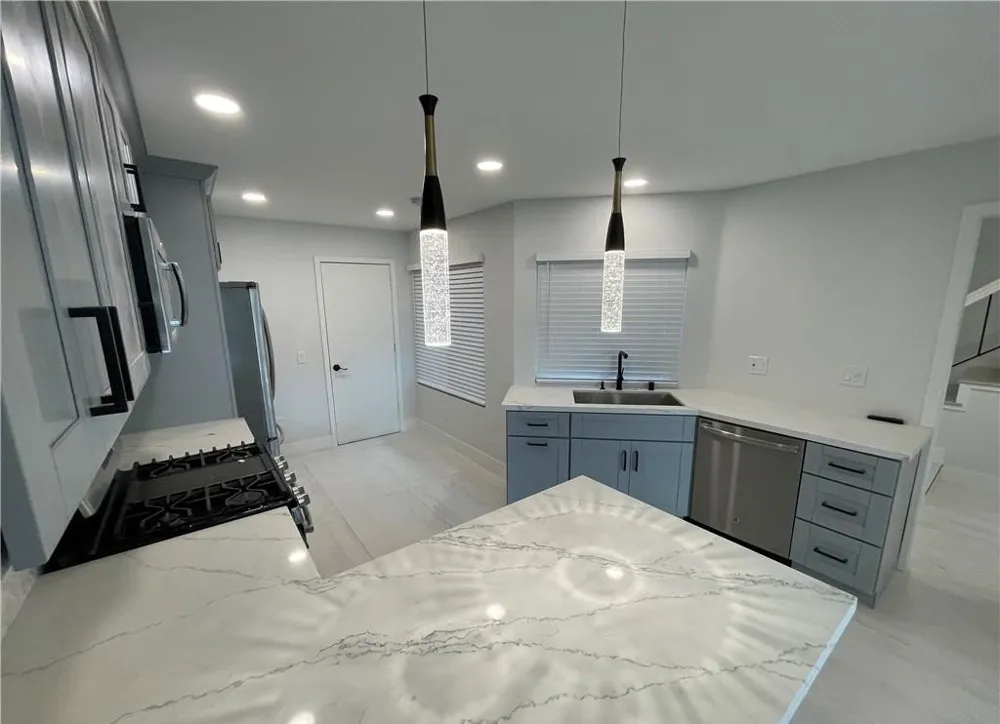 25166 Chestnutwood Lake Forest, CA 92630