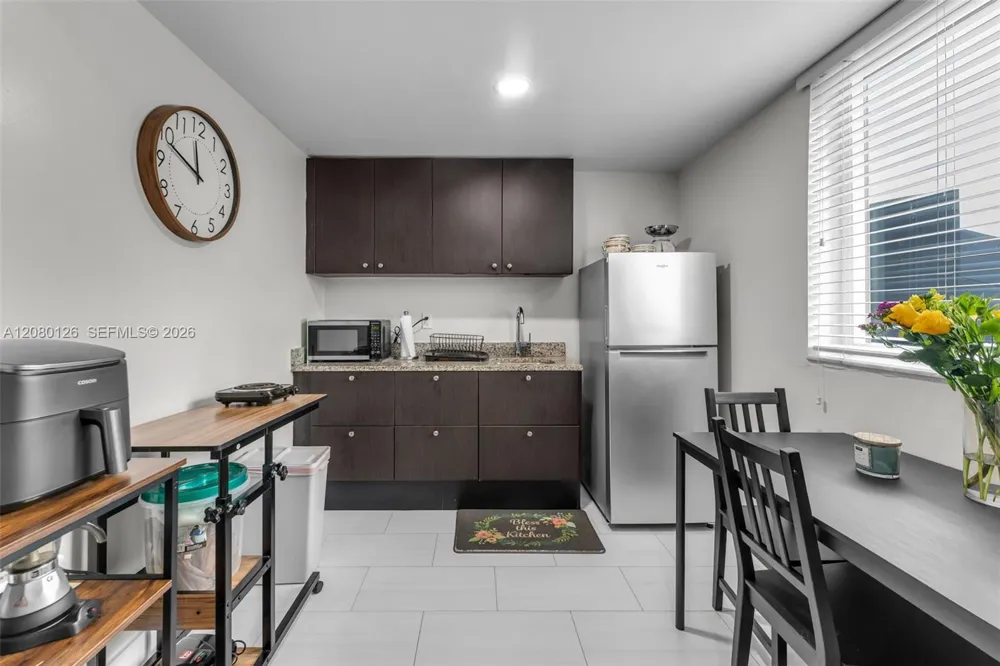 14221 SW 28th St Miami, FL 33175
