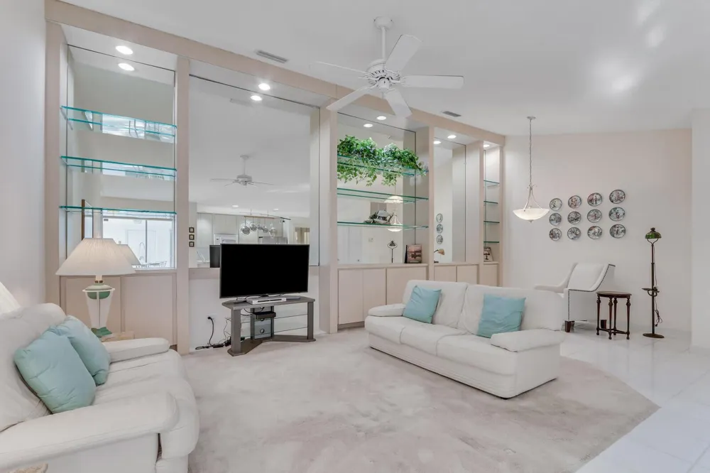 9503 Chapman Oak Court Palm Beach Gardens, FL 33410