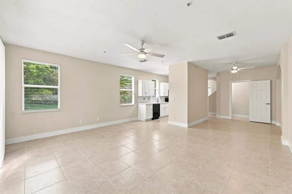 813 Pipers Cay Drive West Palm Beach, FL 33415