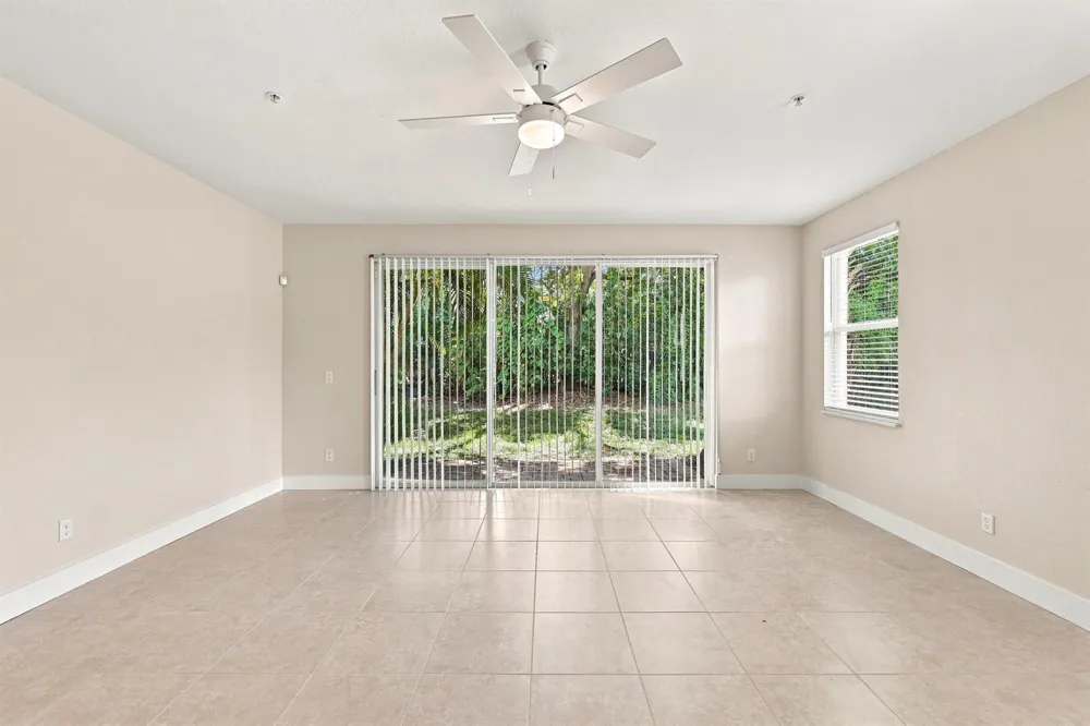 813 Pipers Cay Drive West Palm Beach, FL 33415