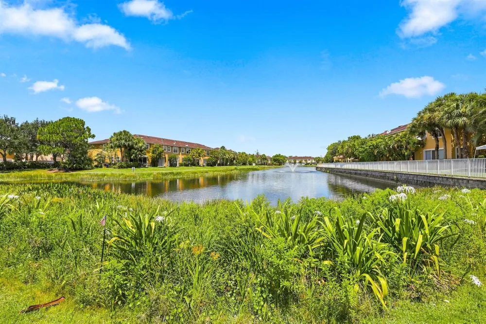 813 Pipers Cay Drive West Palm Beach, FL 33415