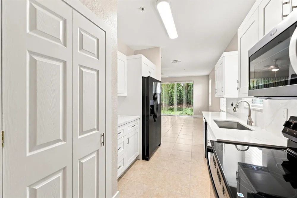 813 Pipers Cay Drive West Palm Beach, FL 33415