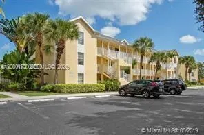 6355 La Costa Dr #M Boca Raton, FL 33433