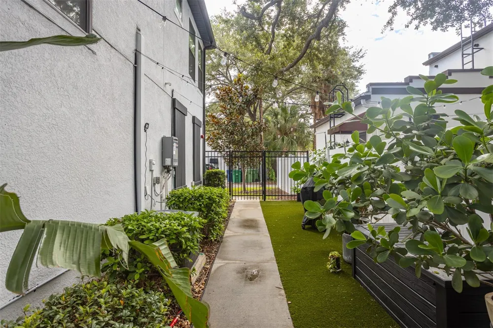 412 S ALBANY AVENUE #3 Tampa, FL 33606