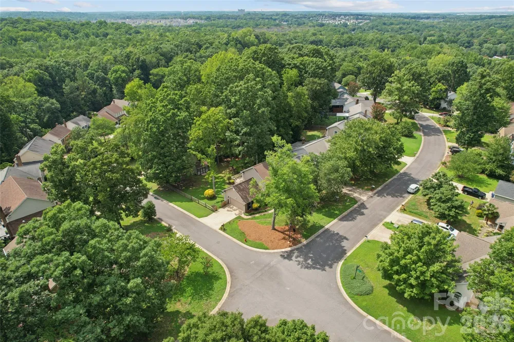 12501 Diamond Drive Pineville, NC 28134